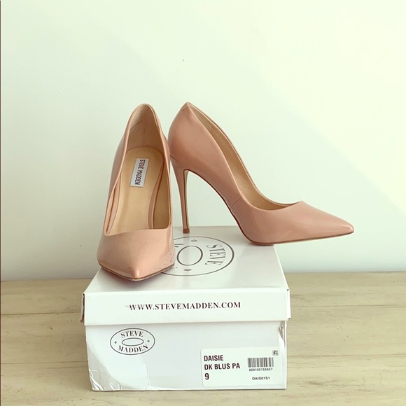 Steve Madden Shoes - Steve Madden Daisie Pump, Never been worn!